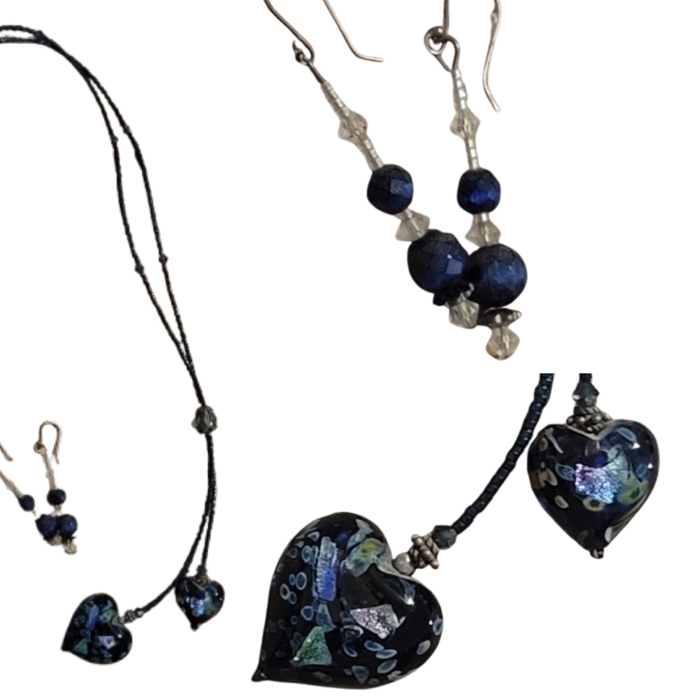 SET Glass heart necklace with beaded earrings silvertone